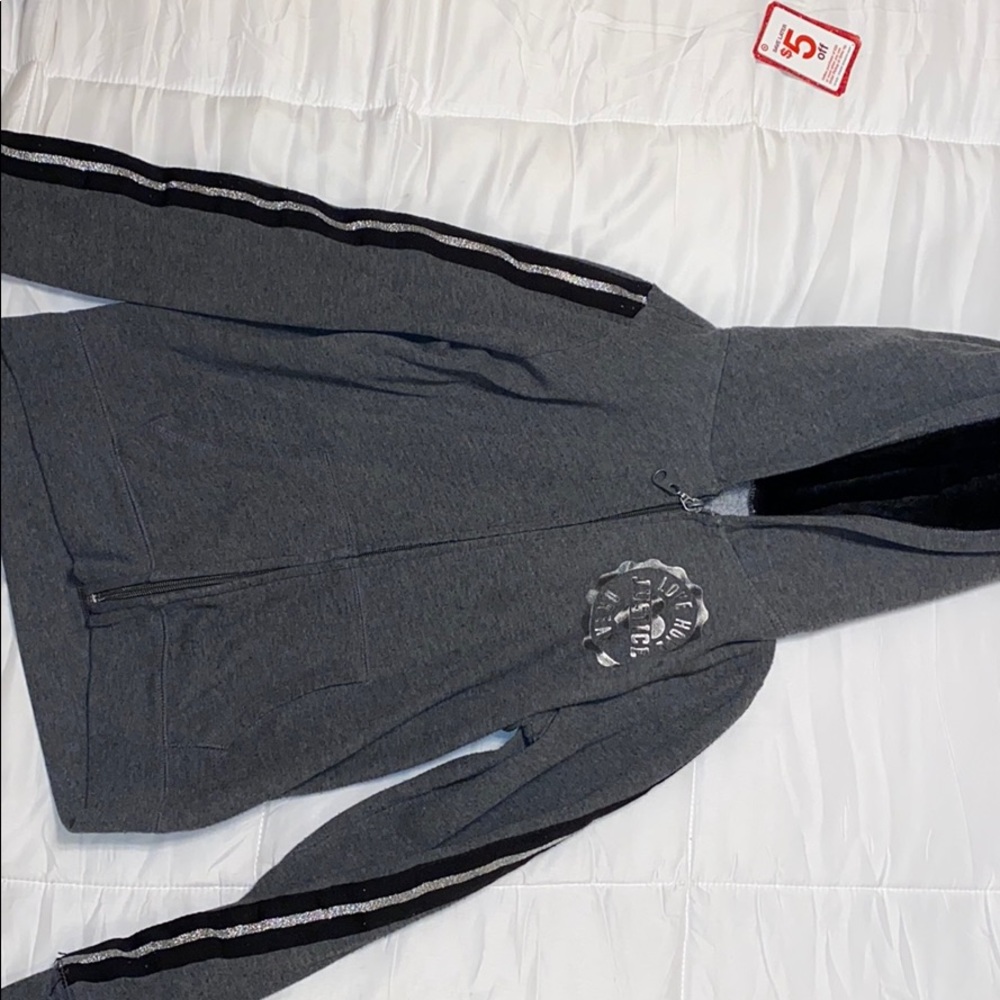 girls sweater
